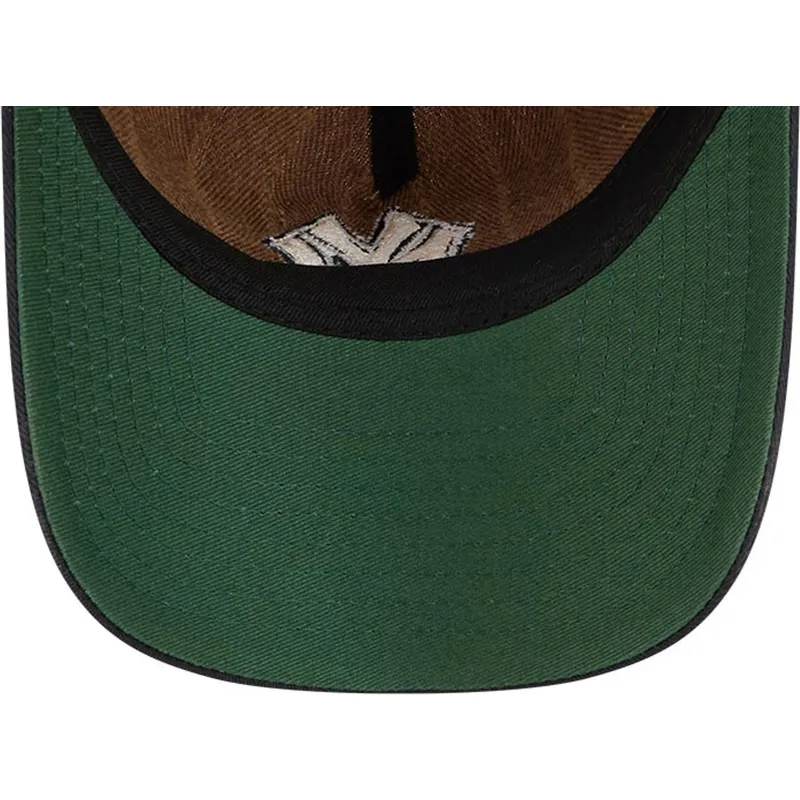 petten-gebogen-bruin-verstelbaar-9twenty-a-frame-wool-pinstripe-van-new-york-yankees-mlb-van-new-era