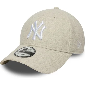Petten gebogen beige snapback 9FORTY Melton Wool van New York Yankees MLB van New Era