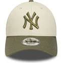 petten-gebogen-meerkleurig-verstelbaar-9forty-side-patch-van-new-york-yankees-mlb-van-new-era