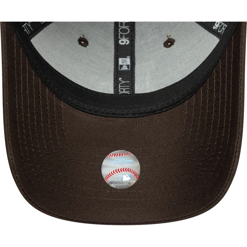 petten-gebogen-bruin-verstelbaar-9forty-outline-van-los-angeles-dodgers-mlb-van-new-era