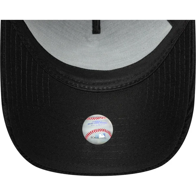 petten-gebogen-zwart-verstelbaar-9forty-e-frame-cord-van-new-york-yankees-mlb-van-new-era