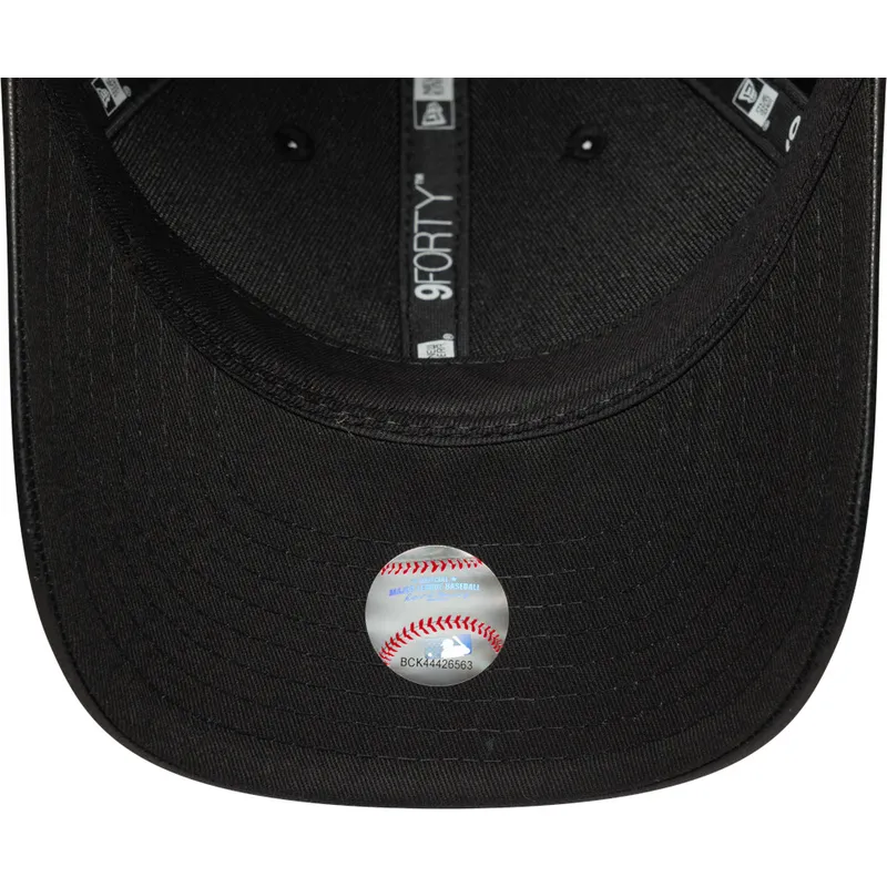 petten-gebogen-zwart-snapback-9forty-m-crown-pu-van-new-york-yankees-mlb-van-new-era petten-gebogen-zwart-snapback-9forty-m-crown-pu-van-new-york-yankees-mlb-van-new-era