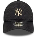 petten-gebogen-zwart-verstelbaar-9twenty-quilted-van-new-york-yankees-mlb-van-new-era