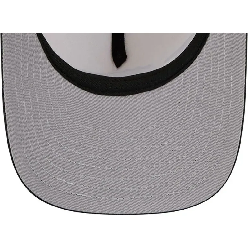 petten-gebogen-zwart-snapback-9fifty-a-frame-precurved-hardwood-classics-van-toronto-raptors-nba-van-new-era