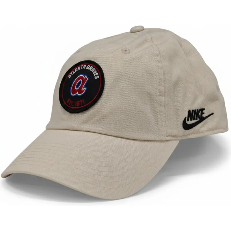 petten-gebogen-beige-verstelbaar-club-unstructured-organic-cotton-van-atlanta-braves-mlb-van-nike