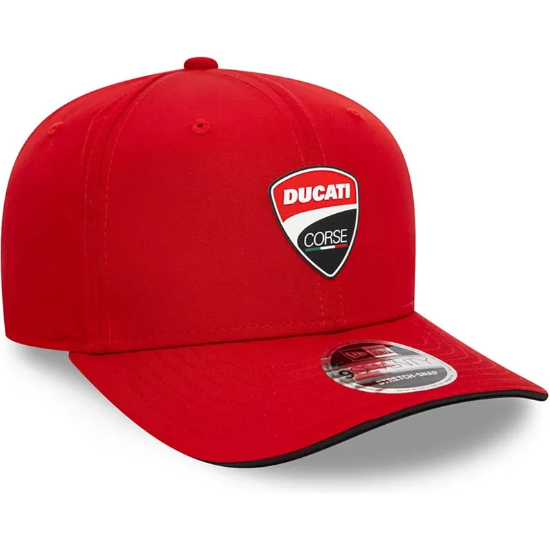 petten-gebogen-rood-snapback-9seventy-stretch-snap-core-van-ducati-motor-motogp-van-new-era petten-gebogen-rood-snapback-9seventy-stretch-snap-core-van-ducati-motor-motogp-van-new-era