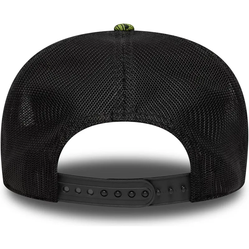 petten-gebogen-zwart-snapback-9seventy-stretch-snap-all-over-print-van-valentino-rossi-vr46-motogp-van-new-era