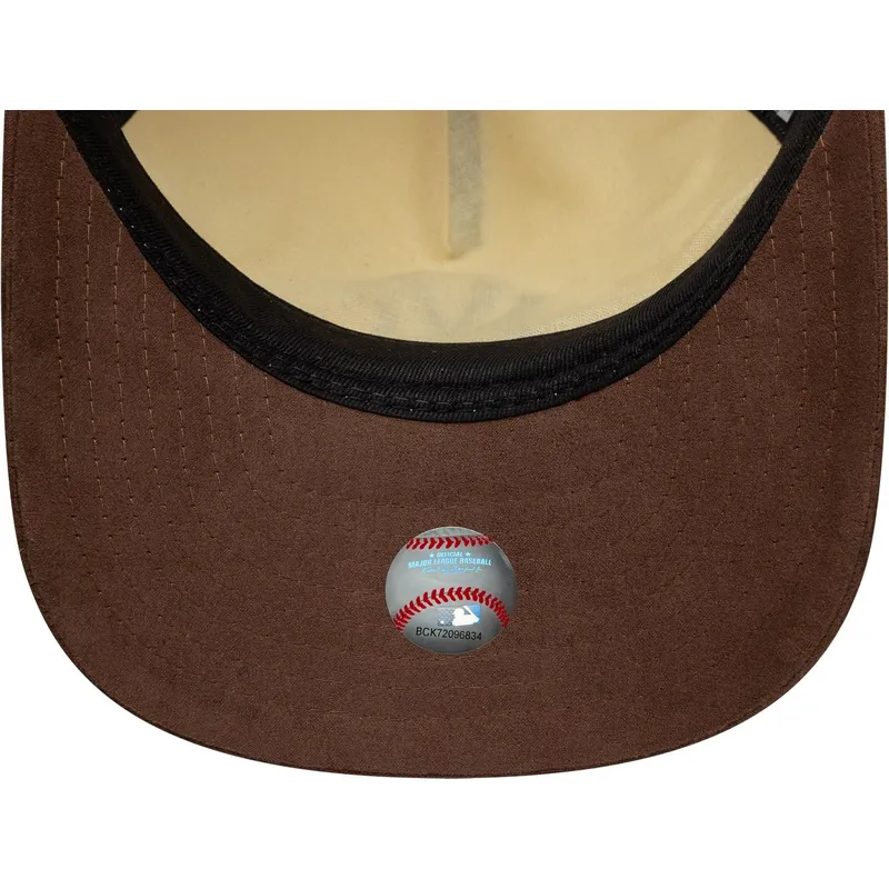 petten-gebogen-bruin-verstelbaar-9fifty-a-frame-suede-visor-van-new-york-yankees-mlb-van-new-era