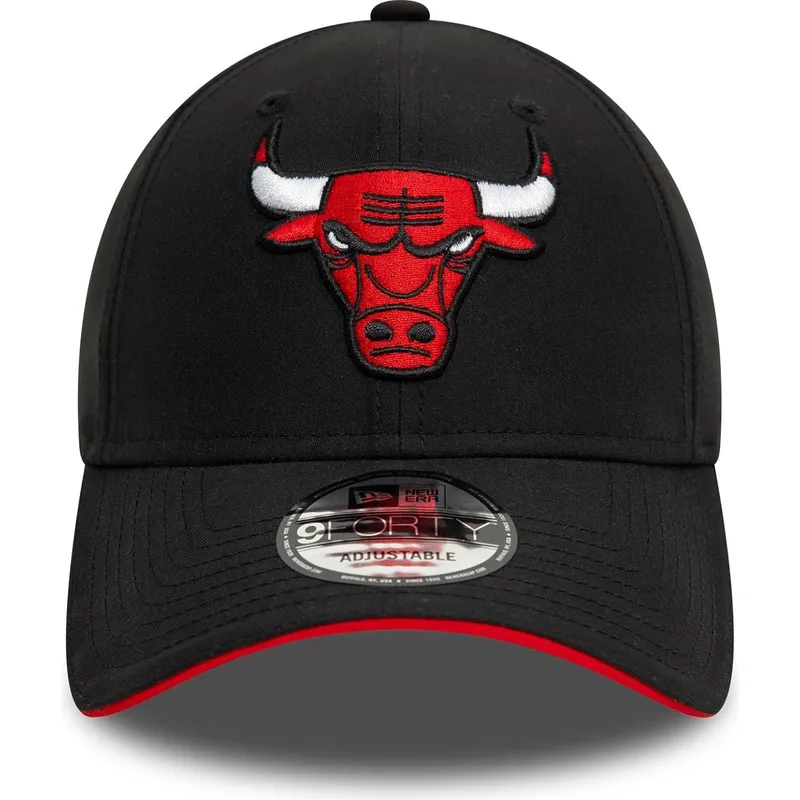 petten-gebogen-zwart-verstelbaar-9forty-microfibre-van-chicago-bulls-nba-van-new-era