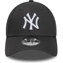petten-gebogen-grijs-verstelbaar-9forty-league-essential-van-new-york-yankees-mlb-van-new-era