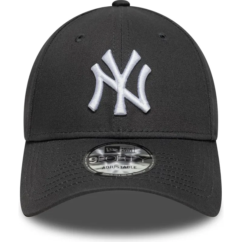 petten-gebogen-grijs-verstelbaar-9forty-league-essential-van-new-york-yankees-mlb-van-new-era