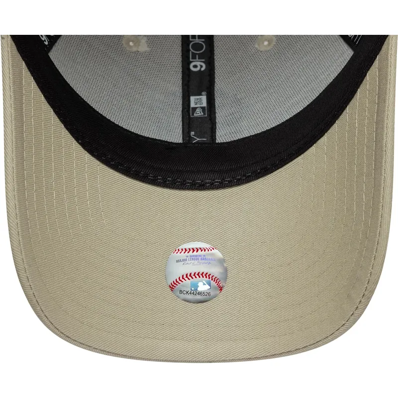 petten-gebogen-beige-verstelbaar-9forty-camo-infill-van-new-york-yankees-mlb-van-new-era petten-gebogen-beige-verstelbaar-9forty-camo-infill-van-new-york-yankees-mlb-van-new-era