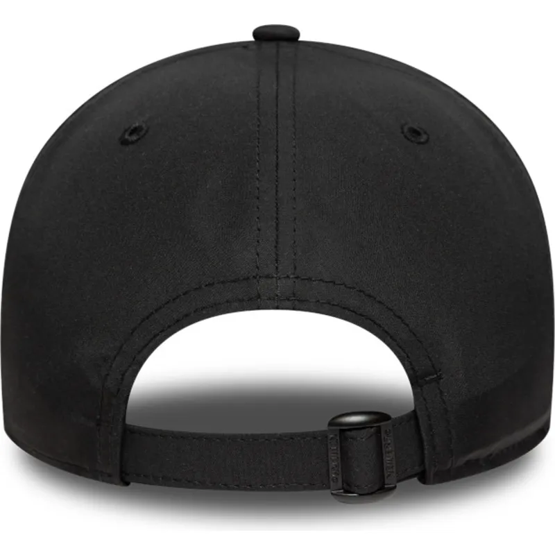 petten-gebogen-zwart-verstelbaar-9forty-reflective-van-manchester-united-football-club-premier-league-van-new-era