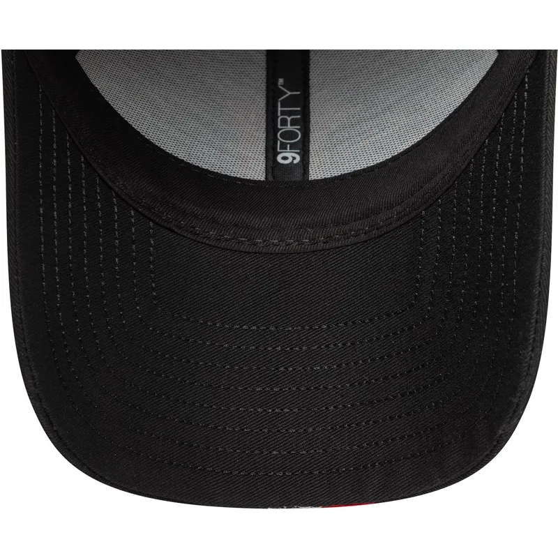petten-gebogen-zwart-verstelbaar-9forty-stripe-van-manchester-united-football-club-premier-league-van-new-era petten-gebogen-zwart-verstelbaar-9forty-stripe-van-manchester-united-football-club-premier-league-van-new-era