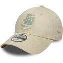 petten-gebogen-beige-verstelbaar-9forty-seasonal-van-racing-bulls-f1-team-formula-1-van-new-era