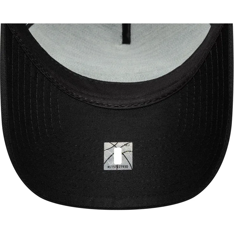 petten-gebogen-zwart-snapback-9forty-e-frame-metallic-van-los-angeles-lakers-nba-van-new-era petten-gebogen-zwart-snapback-9forty-e-frame-metallic-van-los-angeles-lakers-nba-van-new-era