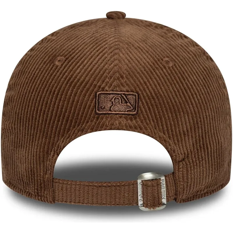 petten-gebogen-bruin-verstelbaar-9forty-m-crown-cord-van-los-angeles-dodgers-mlb-van-new-era