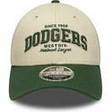 petten-gebogen-beige-verstelbaar-9forty-m-crown-wordmark-van-los-angeles-dodgers-mlb-van-new-era