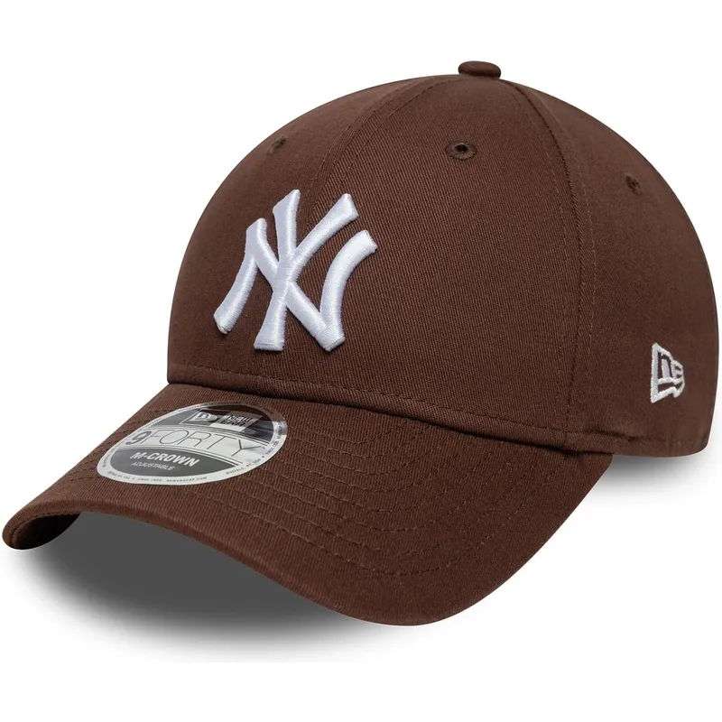 petten-gebogen-bruin-snapback-9forty-m-crown-van-new-york-yankees-mlb-van-new-era petten-gebogen-bruin-snapback-9forty-m-crown-van-new-york-yankees-mlb-van-new-era