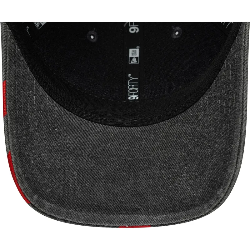 petten-gebogen-zwart-snapback-9forty-m-crown-washed-van-red-bull-racing-formula-1-van-new-era petten-gebogen-zwart-snapback-9forty-m-crown-washed-van-red-bull-racing-formula-1-van-new-era