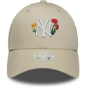 petten-gebogen-beige-verstelbaar-9forty-floral-icon-van-new-york-yankees-mlb-van-new-era