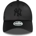 petten-gebogen-zwart-snapback-9forty-satin-van-new-york-yankees-mlb-van-new-era