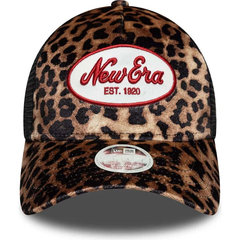 petten-gebogen-luipaard-snapback-9forty-a-frame-m-crown-van-new-era