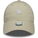 petten-gebogen-beige-verstelbaar-9twenty-washed-mini-van-new-york-yankees-mlb-van-new-era