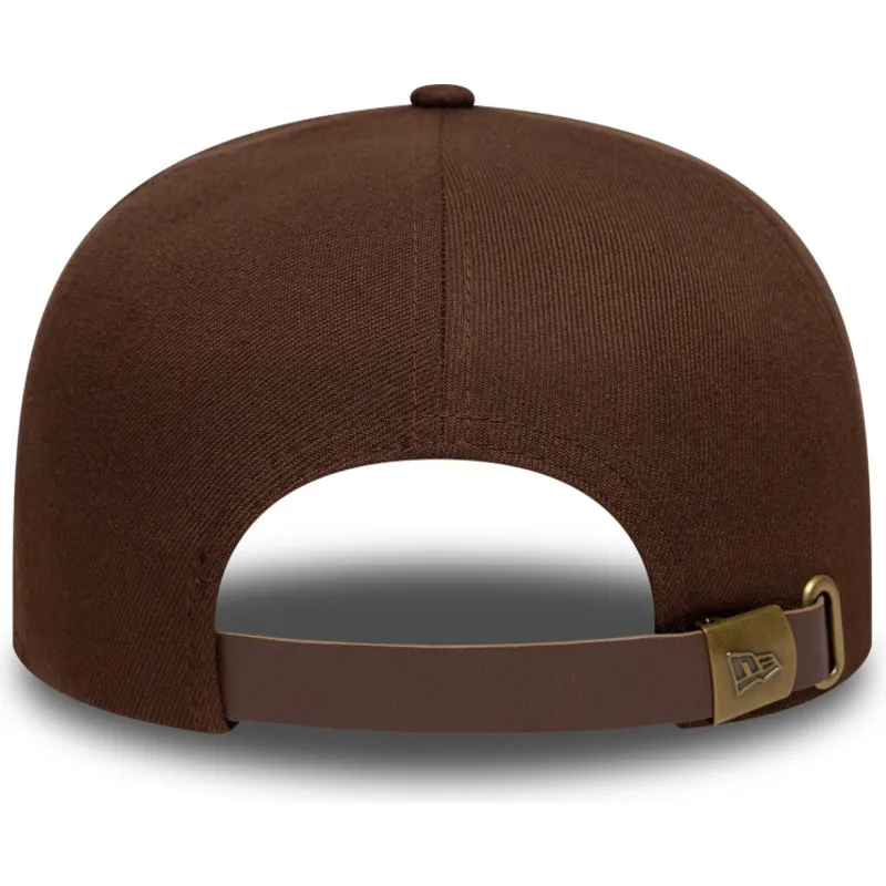 petten-plat-bruin-verstelbaar-19twenty-outdoor-graphic-van-new-era petten-plat-bruin-verstelbaar-19twenty-outdoor-graphic-van-new-era