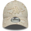 petten-gebogen-beige-verstelbaar-9twenty-img-floral-van-new-york-yankees-mlb-van-new-era