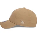 petten-gebogen-bruin-verstelbaar-9twenty-league-essential-van-new-york-yankees-mlb-van-new-era