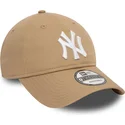 petten-gebogen-bruin-verstelbaar-9twenty-league-essential-van-new-york-yankees-mlb-van-new-era