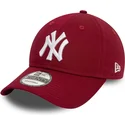 petten-gebogen-rood-verstelbaar-9twenty-league-essential-van-new-york-yankees-mlb-van-new-era