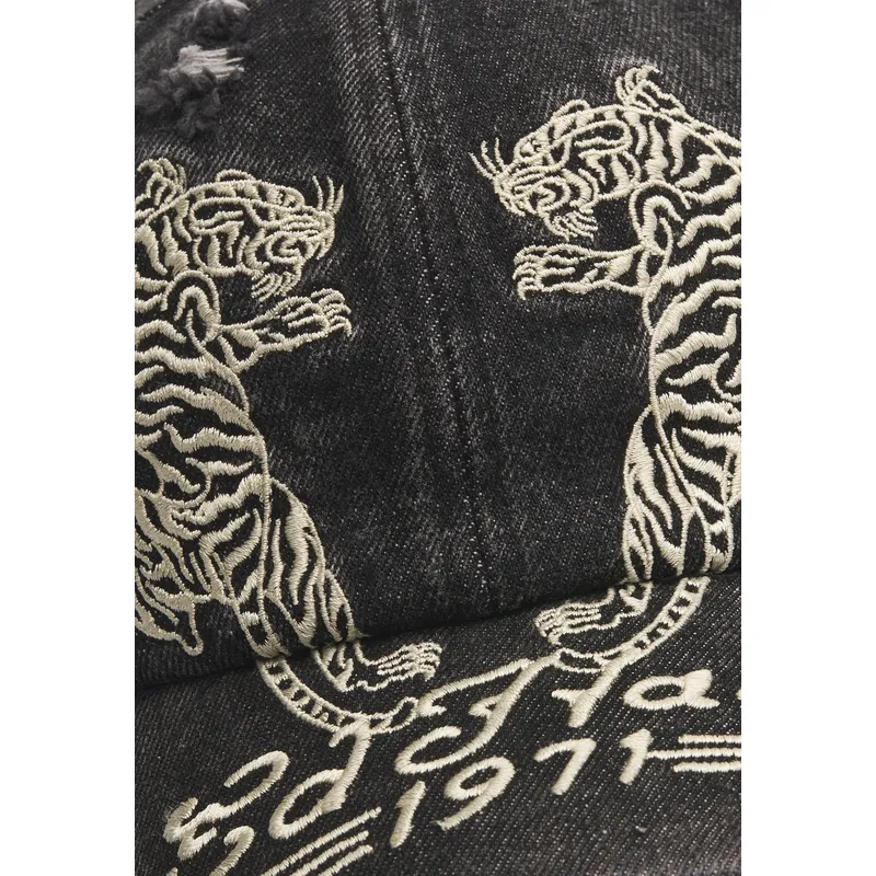 petten-gebogen-zwart-verstelbaar-desert-tiger-van-ed-hardy petten-gebogen-zwart-verstelbaar-desert-tiger-van-ed-hardy