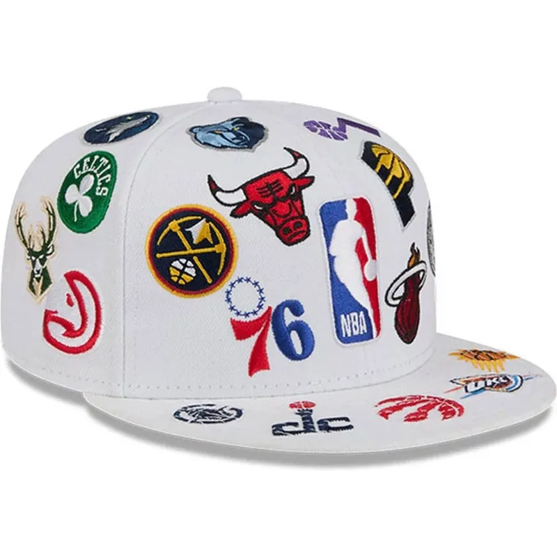 petten-plat-wit-fitted-59fifty-all-over-van-nba-van-new-era petten-plat-wit-fitted-59fifty-all-over-van-nba-van-new-era