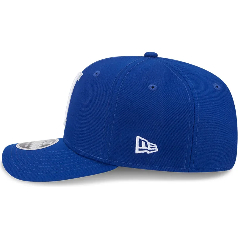 petten-gebogen-blauw-snapback-9seventy-stretch-snap-italy-2026-world-baseball-classic-van-world-baseball-classic-van-new-era