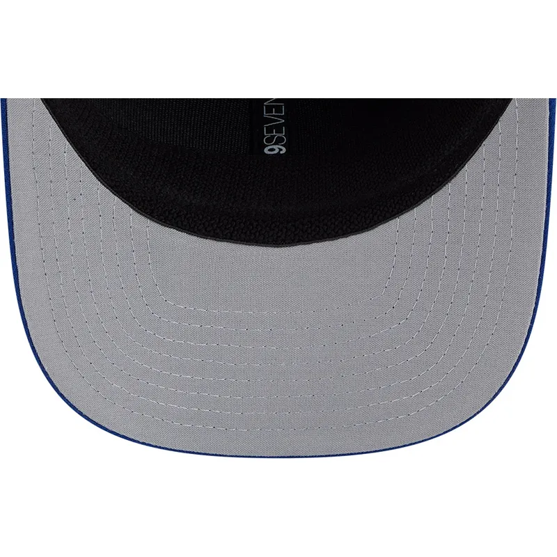 petten-gebogen-blauw-snapback-9seventy-stretch-snap-italy-2026-world-baseball-classic-van-world-baseball-classic-van-new-era
