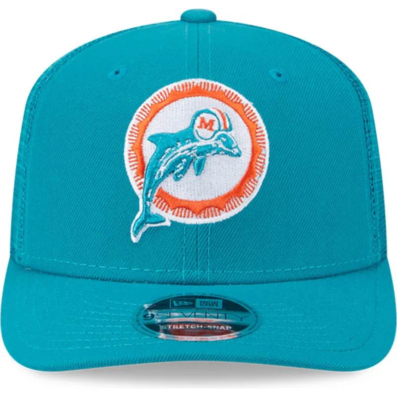 petten-gebogen-blauw-snapback-9seventy-stretch-snap-evergreen-helmet-van-miami-dolphins-nfl-van-new-era