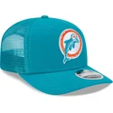 petten-gebogen-blauw-snapback-9seventy-stretch-snap-evergreen-helmet-van-miami-dolphins-nfl-van-new-era