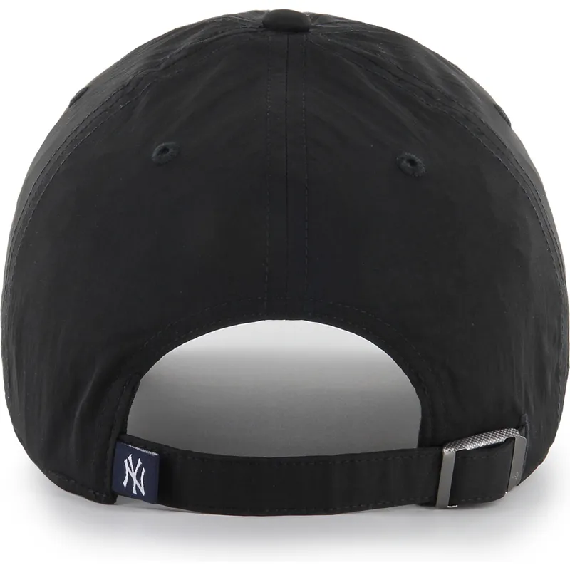 petten-gebogen-zwart-verstelbaar-clean-up-eight-bit-hero-van-new-york-yankees-mlb-van-47-brand