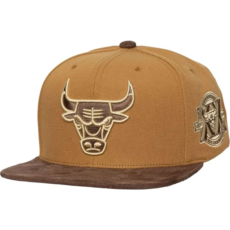 petten-plat-bruin-verstelbaar-coffee-strapback-van-chicago-bulls-nba-van-mitchell-ness petten-plat-bruin-verstelbaar-coffee-strapback-van-chicago-bulls-nba-van-mitchell-ness