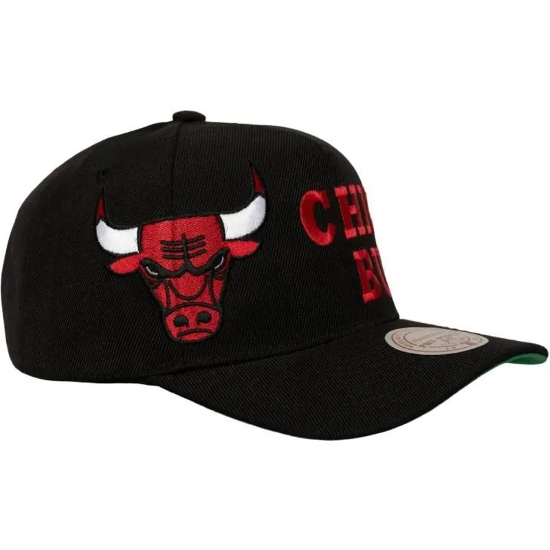 petten-gebogen-zwart-snapback-busted-pro-van-chicago-bulls-nba-van-mitchell-ness