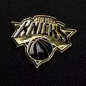 petten-gebogen-zwart-snapback-pinned-gold-pro-van-new-york-knicks-nba-van-mitchell-ness