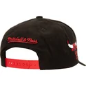 petten-gebogen-zwart-snapback-shady-suede-pro-van-chicago-bulls-nba-van-mitchell-ness