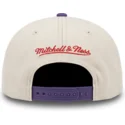 petten-plat-paars-snapback-across-the-board-van-toronto-raptors-nba-van-mitchell-ness
