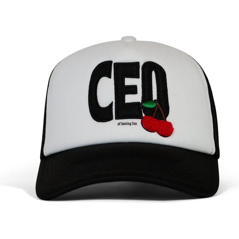 petten-gebogen-zwart-snapback-ceo-of-fun-van-pica-pica