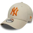petten-gebogen-beige-verstelbaar-voor-kinderen-9forty-league-essential-van-new-york-yankees-mlb-van-new-era