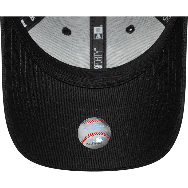 petten-gebogen-zwart-verstelbaar-voor-kinderen-9forty-icon-van-new-york-yankees-mlb-van-new-era