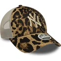 petten-gebogen-luipaard-snapback-9forty-m-crown-a-frame-leopard-van-new-york-yankees-mlb-van-new-era