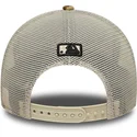 petten-gebogen-luipaard-snapback-9forty-m-crown-a-frame-leopard-van-new-york-yankees-mlb-van-new-era